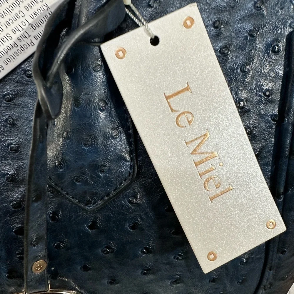 Designer Look without the Designer Price NWT - Picture 3 of 6